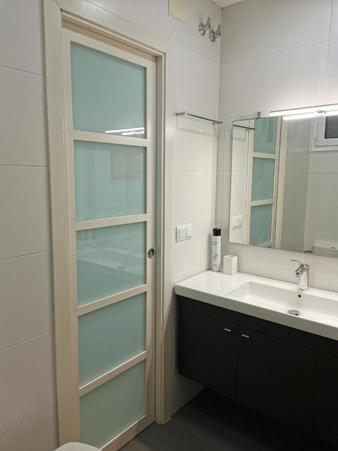 Dos Habitaciones Dobles En Apartamento Confortable L'Hospitalet de Llobregat Exterior photo
