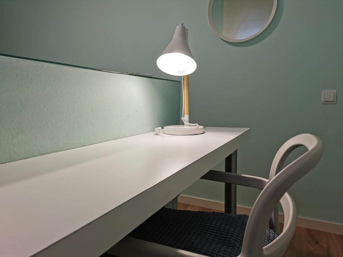 Dos Habitaciones Dobles En Apartamento Confortable L'Hospitalet de Llobregat Exterior photo